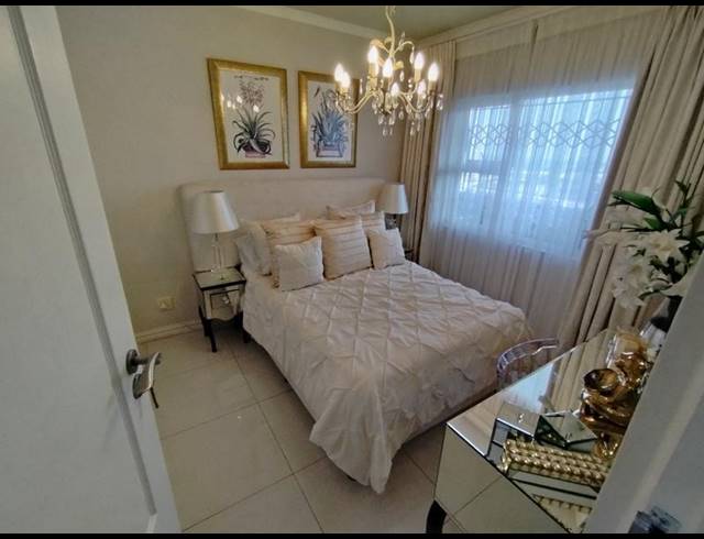 3 BEDROOM APARTMENT FOR SALE IN NEW TOWN CENTRE